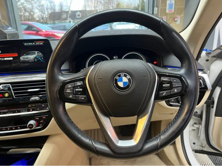 2018 BMW 5 Series €23950! 2018 BMW 530E LUXURY iPERFORMANCE 2.0 AUTOMATIC / CRUISE CONTROL / 360° CAMERA / PADDLE SHIFTERS / ELECTRIC MEMORY & HEATED SEATS €23,950 thumbnail