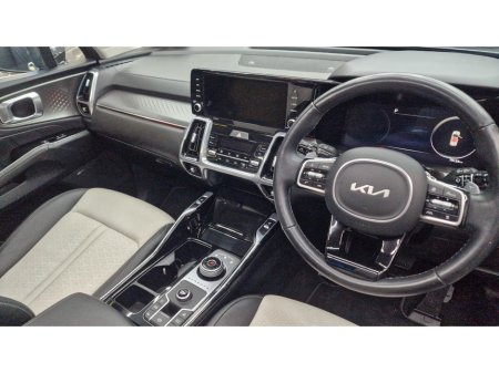 2023 Kia Sorento 2.2 K4 4X2 Diesel 7 seats €42,950 thumbnail