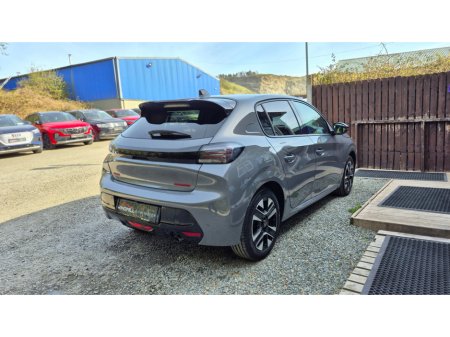 2025 Peugeot 208 - thumbnail 10