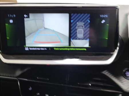 2020 Peugeot 2008 - thumbnail 7