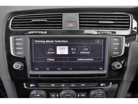 2016 Volkswagen Golf - thumbnail 20