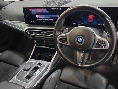 2024 BMW 3 Series - thumbnail 6