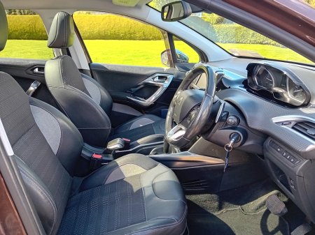 2014 Peugeot 2008 - photo 6