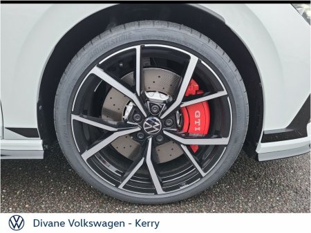 2026 Volkswagen Golf GTI CLUBSPORT 2.0 PETROL 300BHP €69,500 thumbnail