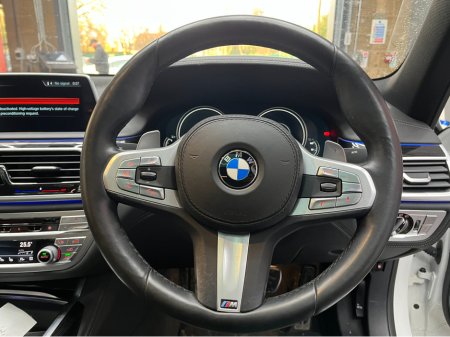 2018 BMW 7 Series €29950! 2018 BMW 740E IPERFORMANCE M-SPORT 2.0 AUTOMATIC / CRUISE CONTROL / 360° PARKING CAMERA / ELECTRIC MEMORY HEATED & MASSAGING SEATS / PANORAMIC SUNROOF / PADDLE SHIFTERS €29,950 thumbnail