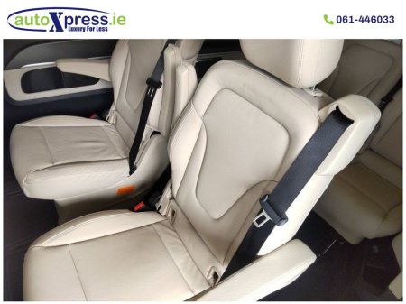 2023 Mercedes-Benz V Class - photo 4