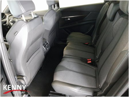 2024 Peugeot 5008 - thumbnail 13