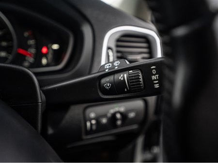 2014 Volvo V40 2014 Volvo V40 Cross Country Auto/New NCT/Warranty €10,888 thumbnail