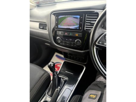 2018 Mitsubishi Outlander - thumbnail 10