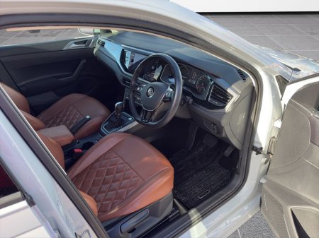 2019 Volkswagen Polo "White on the outside, tan luxury on the inside — this Polo knows how to dress for success" €16,888 thumbnail