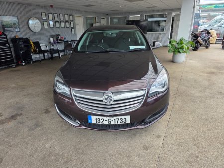 2013 Vauxhall Insignia 2.0 CDTI DESIGN NAV E E/F S/S 5DR €3,950