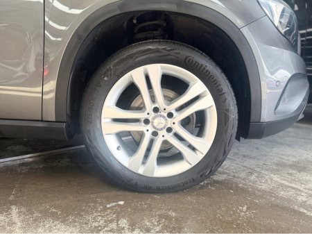 2016 Mercedes-Benz GL Class 200 D SPORT EXECUTIVE 5DR AUTO €16,900 thumbnail