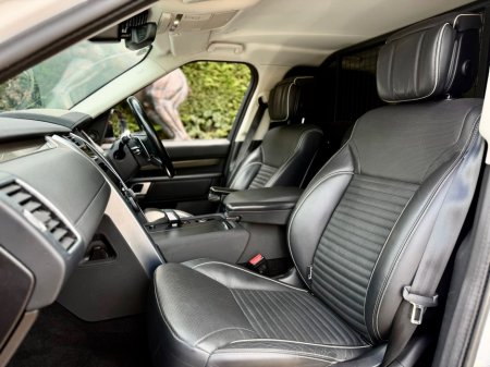 2021 Land Rover Discovery - thumbnail 10