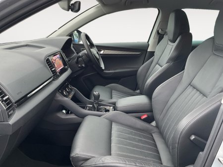 2025 Skoda Karoq SEL+ 2.0 TDI 115HP €41,000 thumbnail