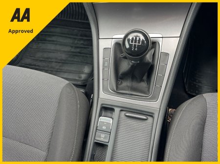 2016 Volkswagen Golf - thumbnail 17