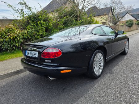 2005 Jaguar X-Type - view 3