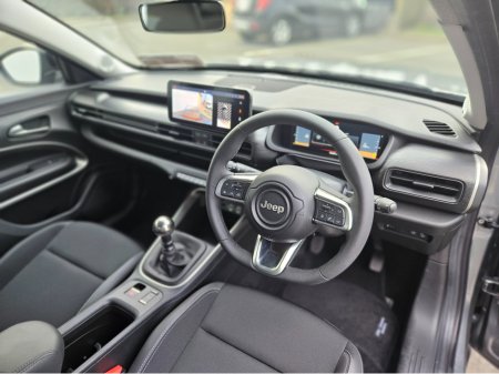 2025 Jeep Avenger - thumbnail 3