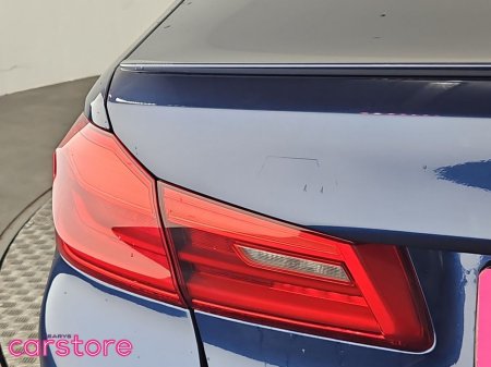 2018 BMW 5 Series - thumbnail 16