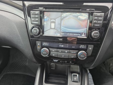 2016 Nissan Qashqai - thumbnail 15