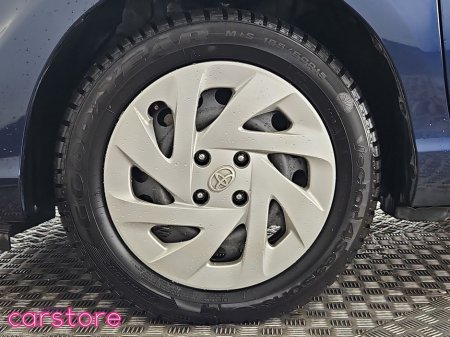 2019 Toyota Aqua - thumbnail 14