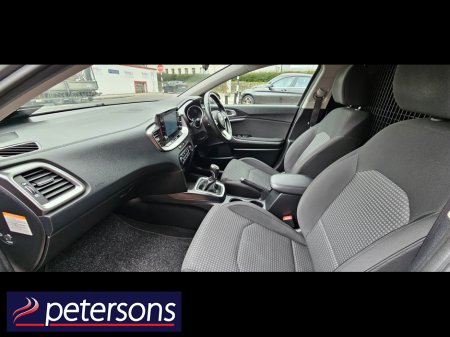 2021 Kia Ceed - thumbnail 13