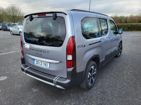 2025 Peugeot Rifter - thumbnail 8