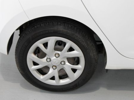 2020 Hyundai i10 - thumbnail 27