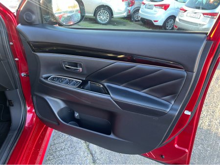 2020 Mitsubishi Outlander G 4WD HYBRID PLUG IN AUTOMATIC 2.4 PETROL //HIGH SPEC//LOW MILES//HALF LEATHER HEATED ELECTRIC SEATS//HEATED STEERING WHEEL// €24,950 thumbnail