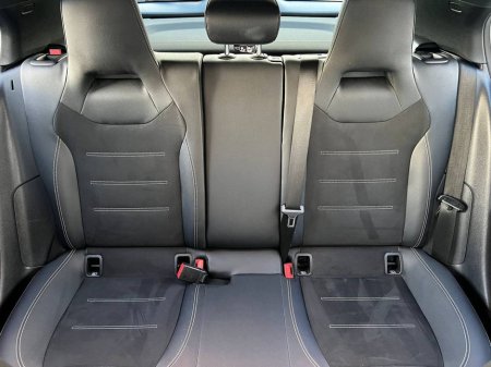 2022 Mercedes-Benz A Class A250e AMG-LINE 1.3 HYBRID // DIGITAL CLUSTER // AMBIENT LIGHTING // HEATED AMG-LINE SPORT SEATS €23,750 thumbnail