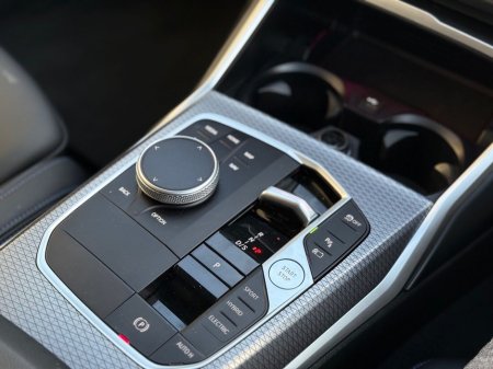 2024 BMW 3 Series - thumbnail 10