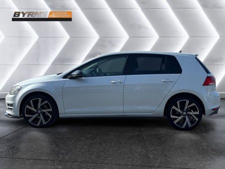 2015 Volkswagen Golf - thumbnail 2