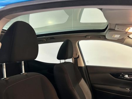 2018 Nissan Qashqai 1.5 SV 18 4DR €14,900 thumbnail