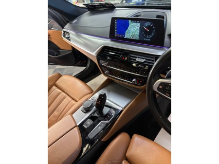 2017 BMW 5 Series - thumbnail 9