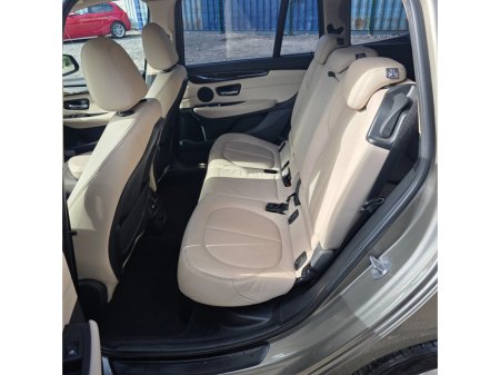 2016 BMW 2 Series 218d SE €15,950 thumbnail