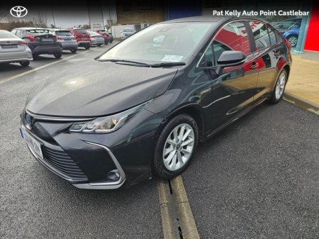 2022 Toyota Corolla HYB LUNA SALOON 4DR AUTO €25,900 thumbnail
