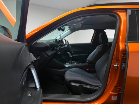 2021 Peugeot 2008 ALLURE 1.2 PURETECH 130 €16,990 thumbnail