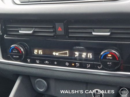 2022 Nissan Qashqai 1.3 HYB SV + Glass Roof Pack €25,950 thumbnail