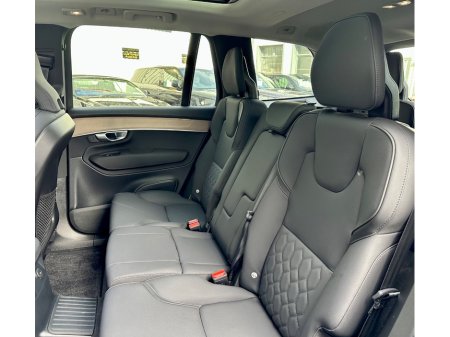 2025 Volvo XC90 - thumbnail 19