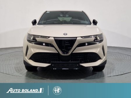 2026 Alfa Romeo Junior ELETTRICA Speciale 156HP Tech & interior performance pack €47,000