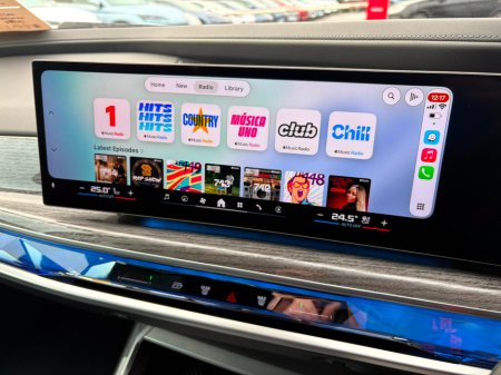 2025 BMW 7 Series M760e xDrive M Sport Pro [Ultimate Pack] €134,995 thumbnail