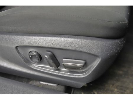 2019 Toyota Camry 2.5 HYBRID *PARK SENSORS*REVERSE CAM* €22,890 thumbnail