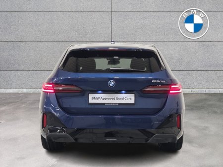 2025 BMW 5 Series - thumbnail 15