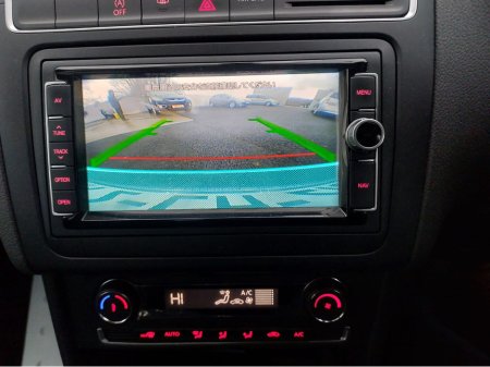 2017 Volkswagen Polo 1.2 AUTOMATIC Comfort : only 56000 kms : FINANCE ARRANGED : €13,950 thumbnail