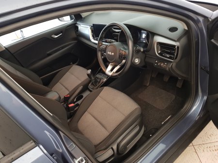 2024 Kia Stonic - thumbnail 7