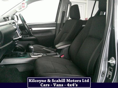 2021 Toyota Hilux - thumbnail 13