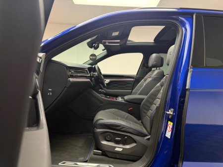 2025 Volkswagen Touareg - thumbnail 15