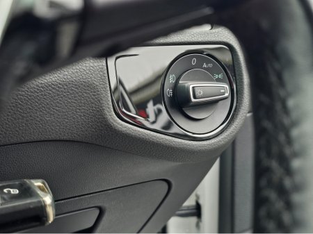 2017 Volkswagen Golf 1.4 HIGHLINE EDITION ALCANTARA SEATS REVERSING CAMERA - SIMI DEALER - LOW ROAD TAX BAND €16,750 thumbnail