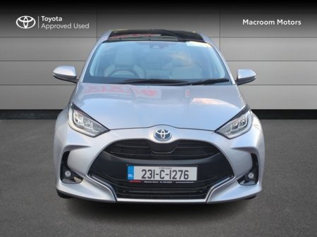 2023 Toyota Yaris FRESH SELECTION OF TRADE-INS YARIS 1.5 HYBRID PLATINUM thumbnail