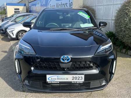 2023 Toyota Yaris Cross - thumbnail 2