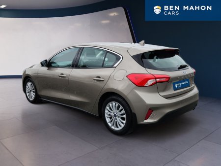 2019 Ford Focus - thumbnail 3